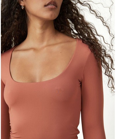 Women's Sculpted Scoop Neck Long Sleeve Top Brown $21.19 Tops