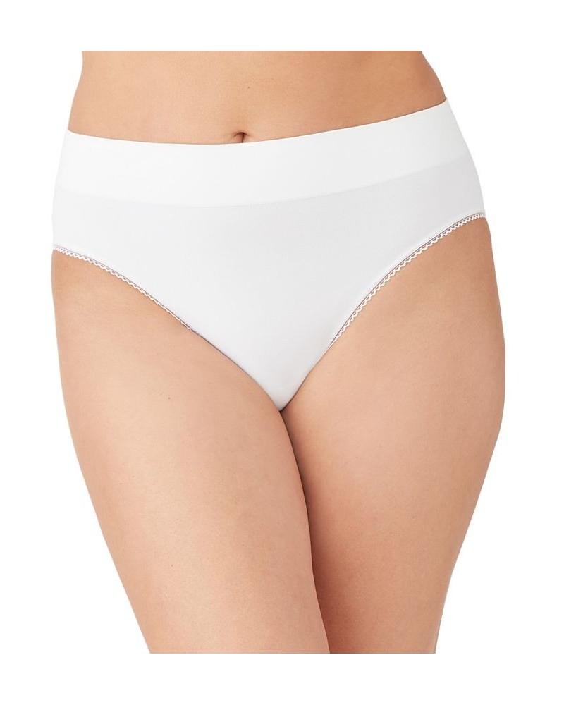 Women's Feeling Flexible Hi-Cut Brief 871332 White $11.70 Panty